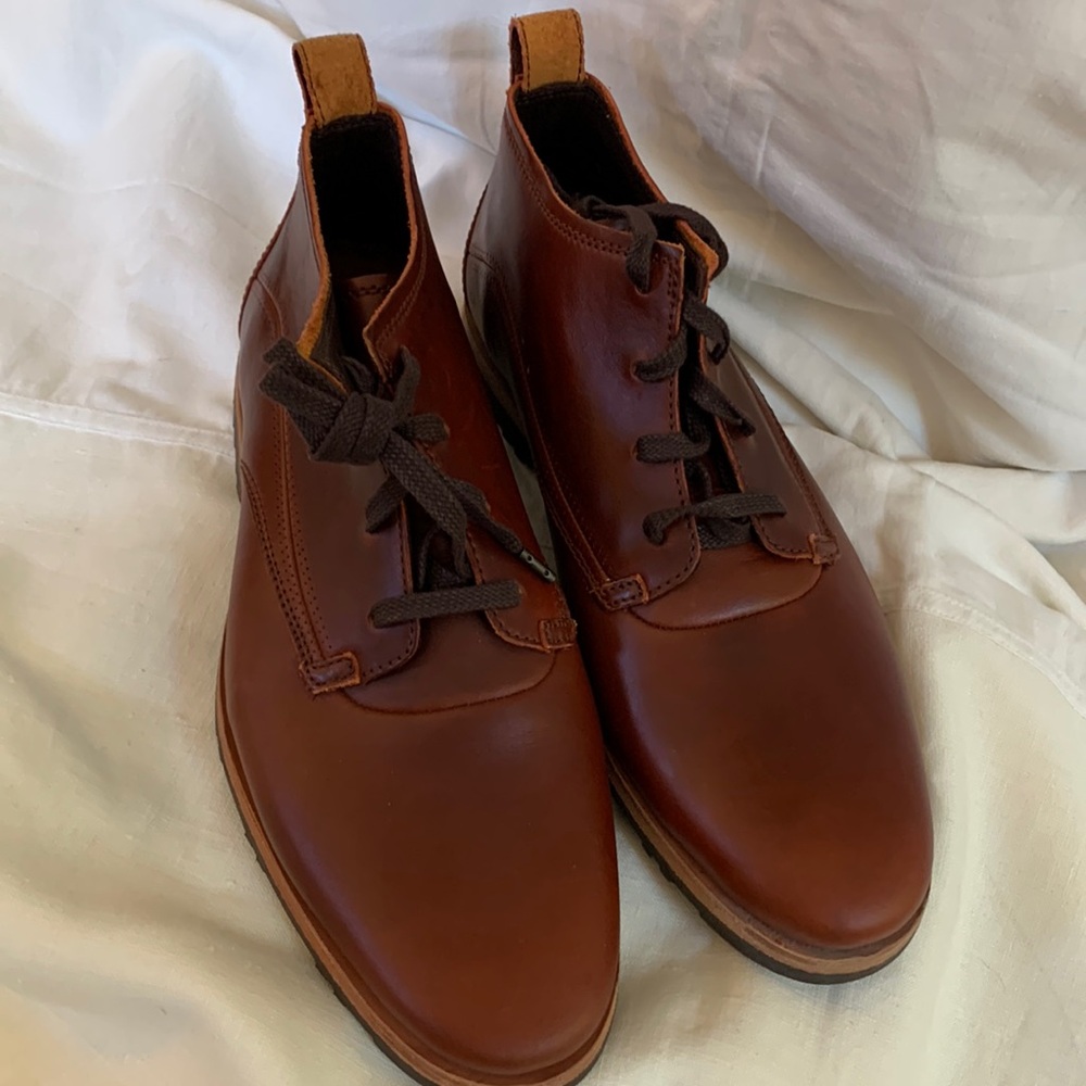 Men’s Timberland new with tags dress boots